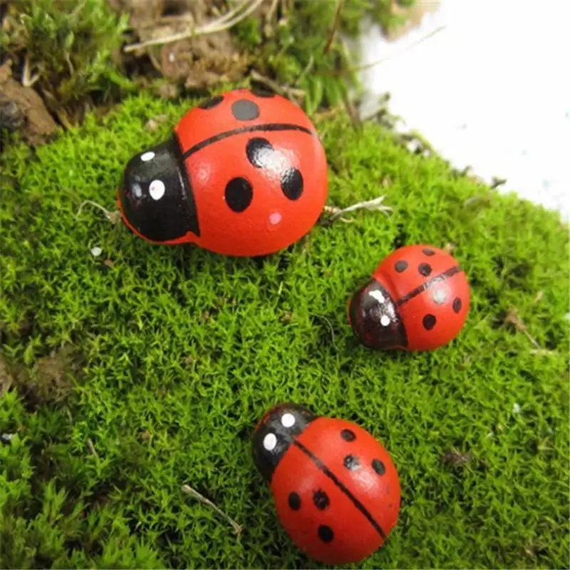 Hot 100 Pcs DIY Wooden Mini Ladybird Ladybug Sticker Kids Painted