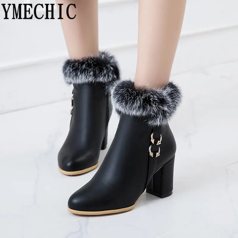 Женские ботильоны на меху YMECHIC белые Черные высоком блочном каблуке с кисточками