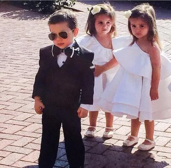 

Flower Girl Dresses For Cute Baby Kids Cheap Satin Communion kate Middleton Vintage Church Junior Birthday Wedding Party Gowns