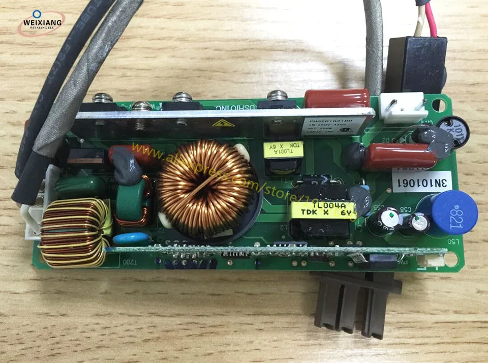 Балласт проектора для NEC VT470 + VT480 VT490 VT580 VT595 VT695 блок драйвера лампы (PHG201G21DD) |