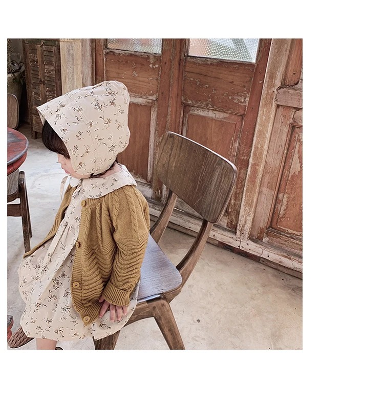 Г. Весенний свитер с линиями в стиле ретро для девочек; пальто; Детский Повседневный вязаный кардиган с длинными рукавами; однотонная одежда для маленьких детей