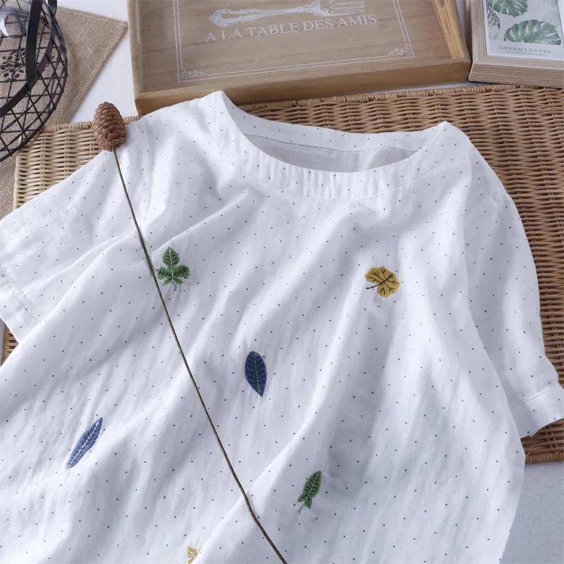 Мягкая хлопковая трикотажная рубашка в горошек с короткими рукавами и вышитыми листьями - Цвет: white dots