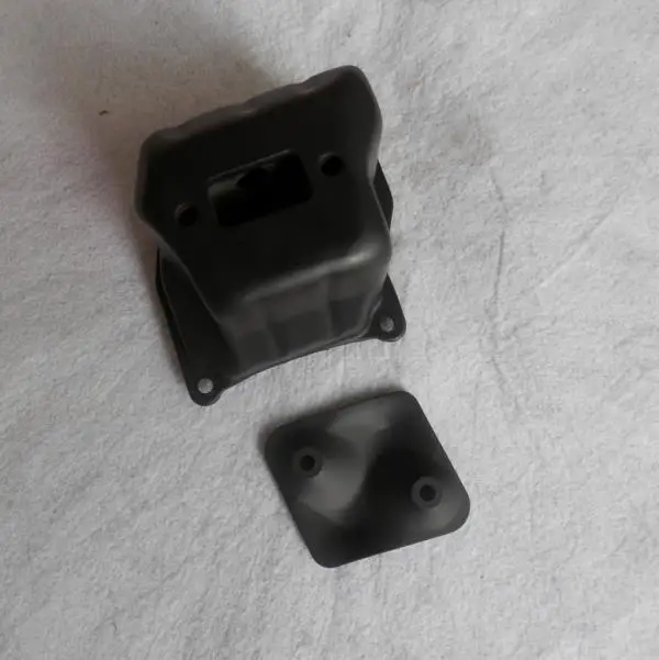 

45CC EXHAUST MUFFLER & BRACKET FOR KOMATSU ZENOAH & COPY G4500 5200 5800 5900 52CC 59CC CLONE CHAINSAWS SILENCER 2823-15114