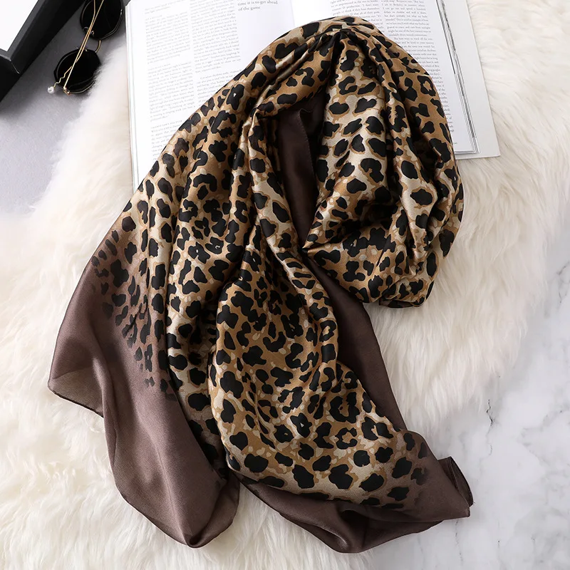 2023 Luxury Women Ombre Leopard Dot Natural Silk Scarf Lady Fashion Print Shawls and Wraps Pashmina Foulards Bandana Hijab Snood 2