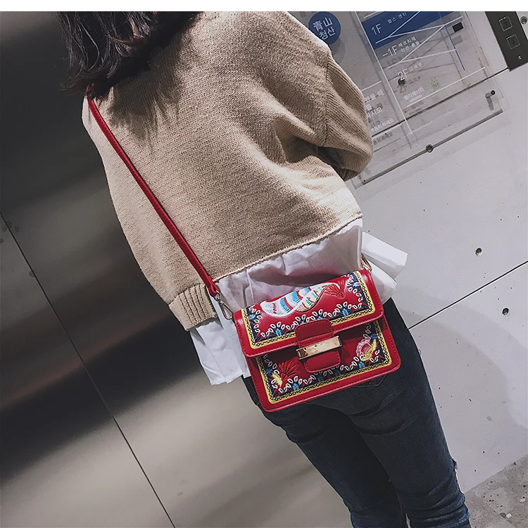 Новое поступление, женская сумка через плечо из искусственной кожи с вышитыми цветами и этническим узором, сумка через плечо, сумка-мессенджер, женская дизайнерская сумка с клапаном