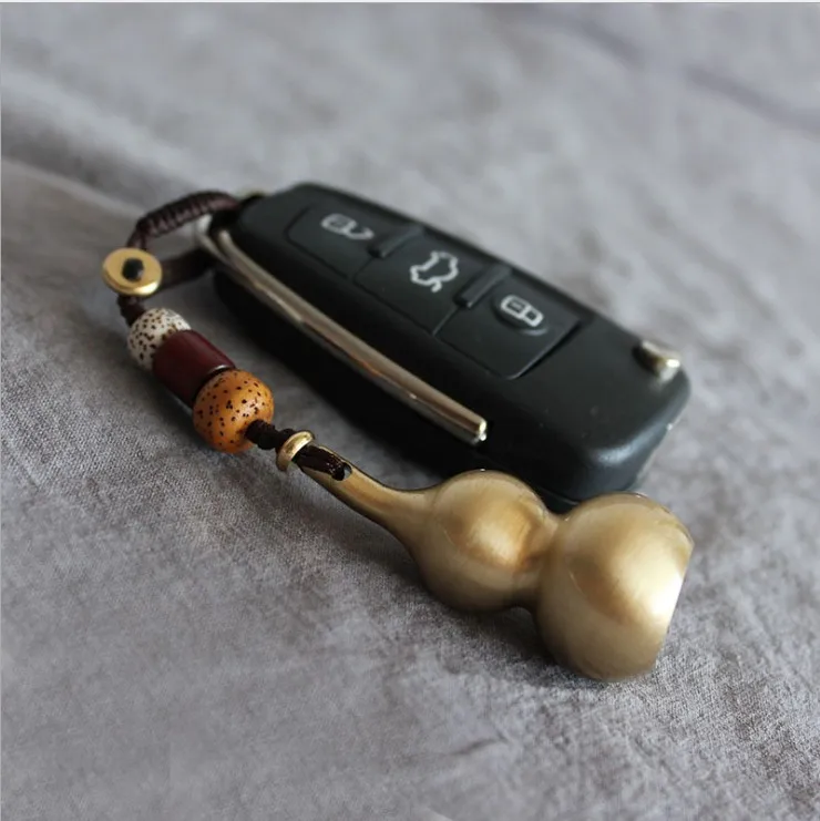 

key Rings Copper gourd handmade handmade creative Chinese style pendant diamond knot high-end car hot with the same para