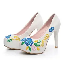 2017 New Women Shoes China Retro Style Embroidery Waterproof Platform High Heel Pumps Girls Fashion Leather Shoes Woman