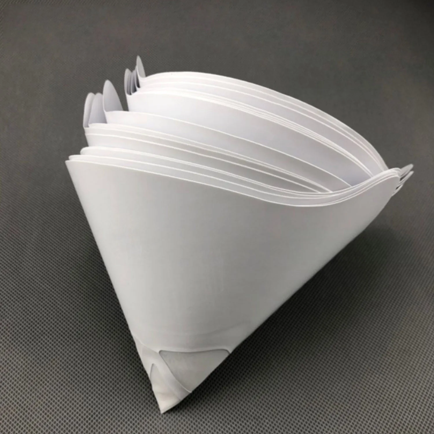 

50pcs Disposable Filter Funnel Paper Cup Cone Nylon Micron Paper Paint Coffee Strainer with Fine 200 Micron Filter Tips 12 x17cm