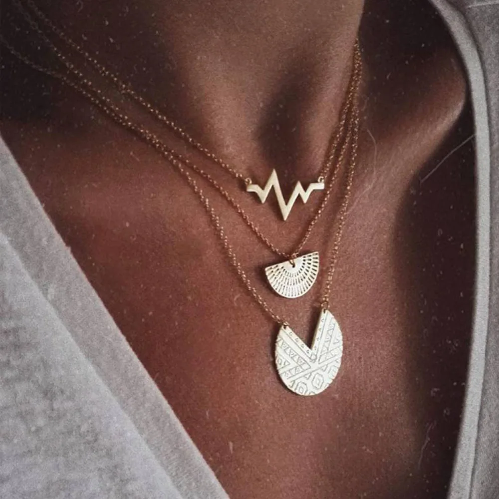 

OLOEY 2019 New Fashion Multi-Layer Necklace Women's Bohemian Engraving Round Heartbeat Necklaces Female Geometric Jewelry
