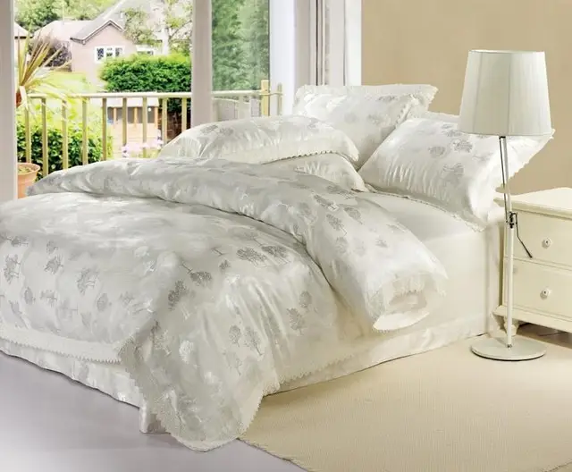 Home Textile White Gold Blue Lace Jacquard Comforter Bedding Sets