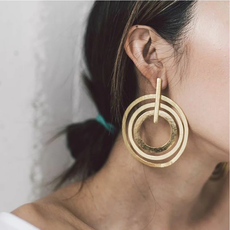 

Simple Gold Color Double Round Circles Ear Stud Cuff Earrings for Women Trendy Metal Piercing Earrings Party Statement Jewelry