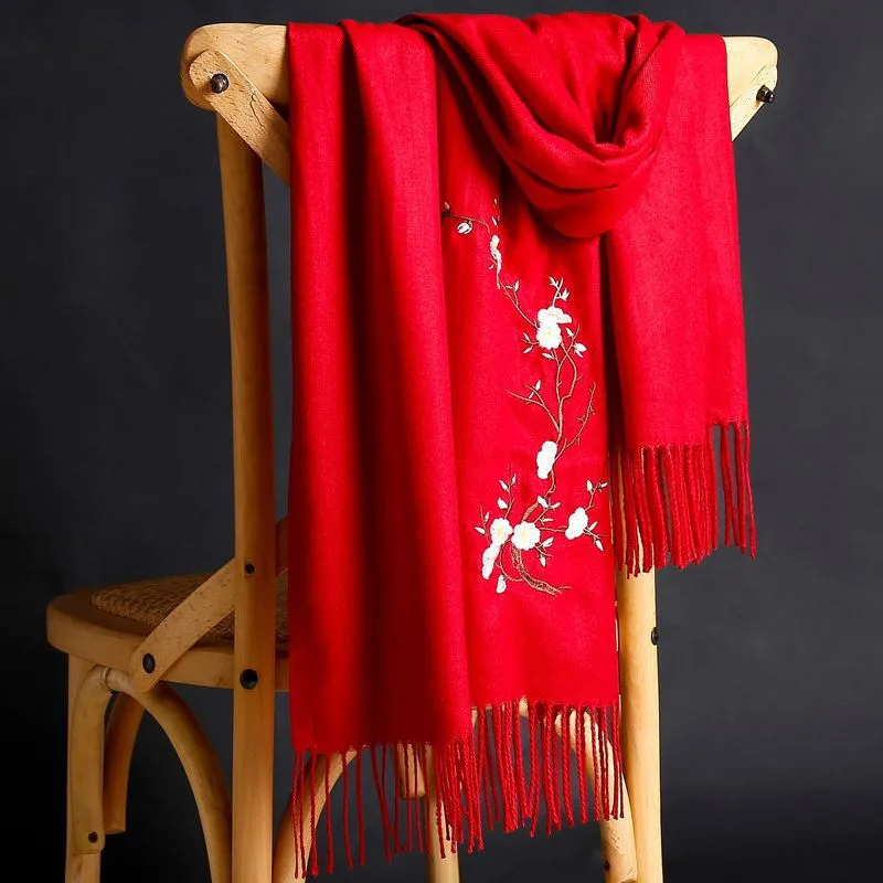

2018 New Winter Warm Solid Scarf For Women/Lady Soft Wool Pashmina L Shawls Flower Embroidery Cashmere Female Foulard Wraps