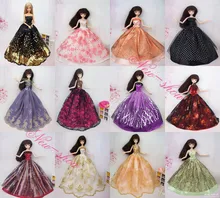30 Items Handmade Gorgeous Top Grade Dresses Accessorise Hangers Shoes Satins Doll Clothing For Barbie Kurhn