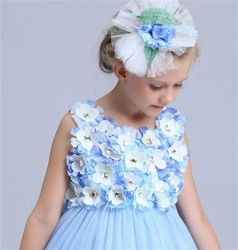 платье для маленьких. платье украшенное цветами. украшение на детское платье. украшения для детских платьев. как украсить детское платье.