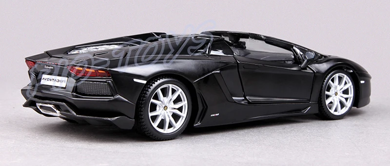 Рождественский подарок 1/24 модель металлического транспортного средства Roadster Car коллекционные игрушки автомобили статические Литые украшения сплав Металлические весы подарок