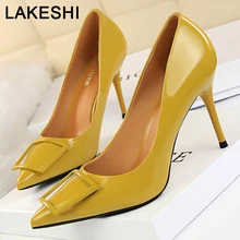 Женские туфли-лодочки; Новинка года; весенние женские туфли на высоком каблуке «рюмочка»; женские туфли из лакированной кожи; пикантные свадебные туфли; женские туфли на шпильке