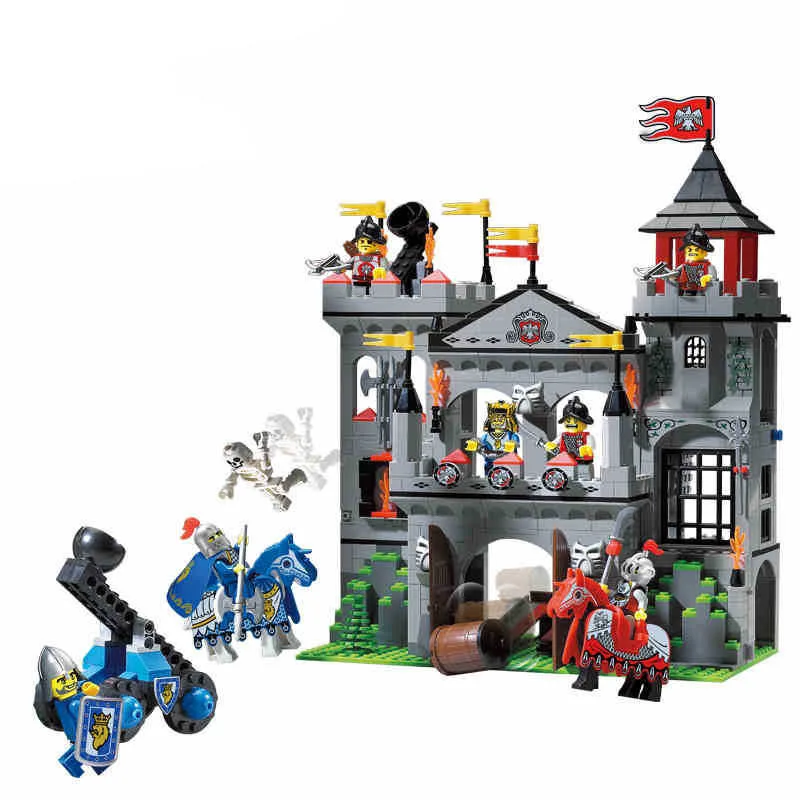 

Models building toy 1021 568Pcs Medieval Lion Castle Knight Carriage Building Blocks compatible with lego toys & hobbies