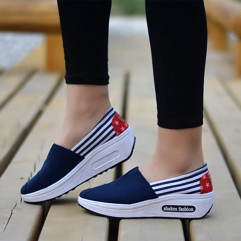 

2019 Women Sneakers Casual Wedges Loafers Female Slip On Print Platform Shoes Round Toe Height Increasing Shoes Drop Shopping