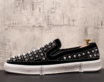 

2019 Rhinestones Single Rivet Increase Lazy Shoes for man New arrival Thick-Soled Flat Shoes Casual Students Shoes men sneakers