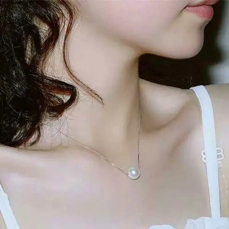 (4)