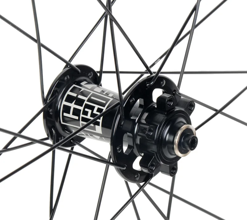 19-koozer-CX1800-hub1.jpg