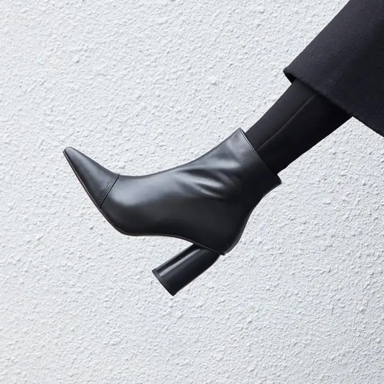 Г., дизайнерские женские пикантные полусапожки с острым носком женские зимние ботинки «Челси» из натуральной кожи белого цвета на высоком каблуке 8 см с круглым носком, Botines - Цвет: Черный