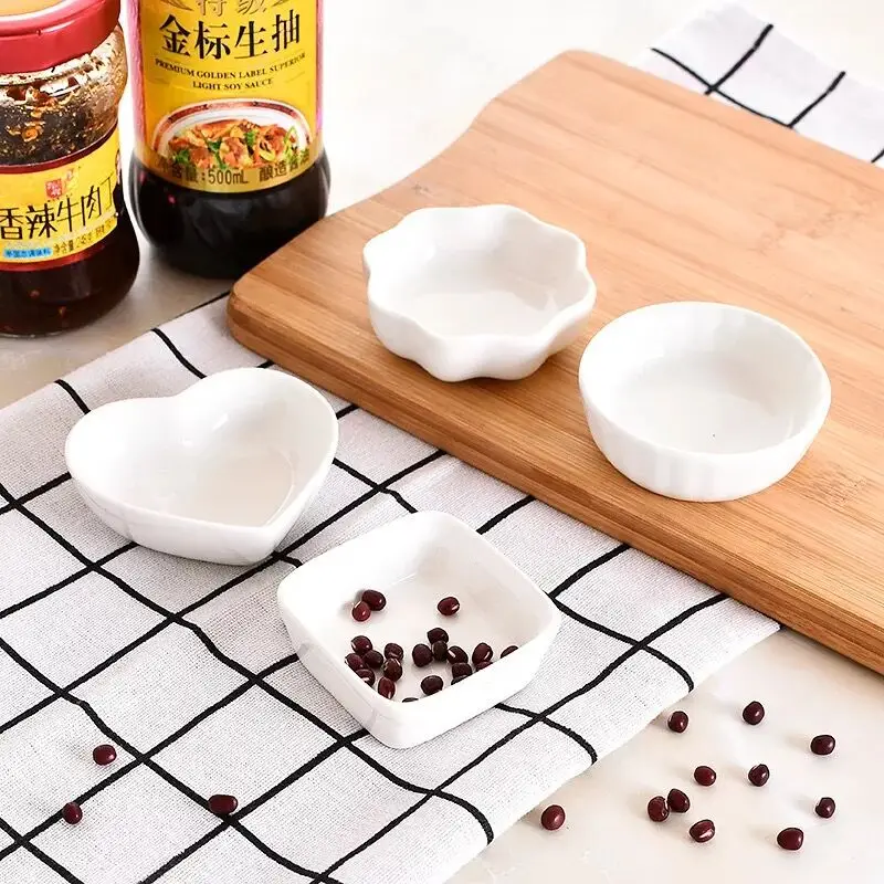 

1pc ceramics Square round Soy Sauce Dish Multipurpose Leaf-Shape Small Seasoning Saucers Appetizer Plates for Vinegar soy dish