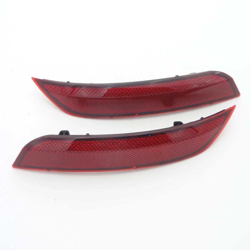 1Pair Rear Bumper Reflector Lights LH+RH for Volkswagen POLO 2014 2016 Hatchbackin Car Light