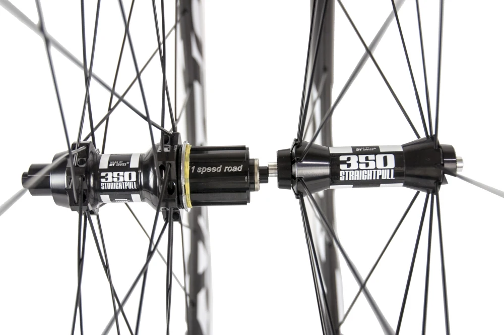 Flash Deal Free shipping 50mm 700C road bicycle carbon wheels bright black bicycle wheels clincher carbon wheelset 2