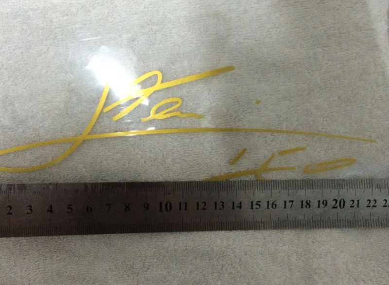 MESSI signature2