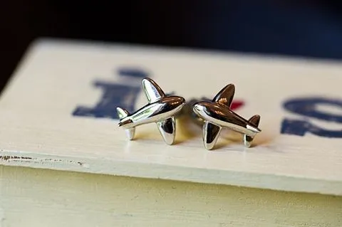 air plane cufflinks for a pilot groom (2)