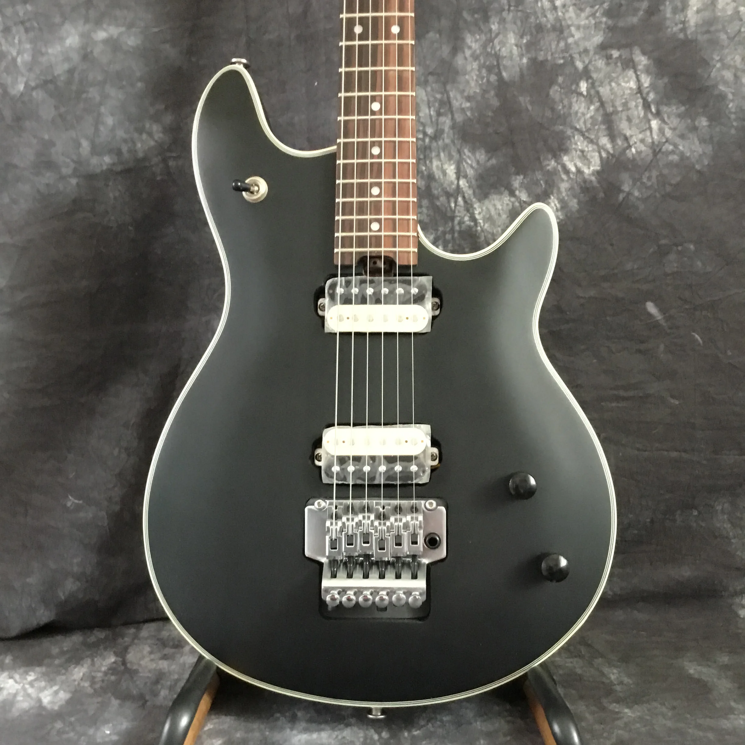

Custom shop black evh wolfgang electric guitar floyd rose tremolo guitars china kits & silver body available