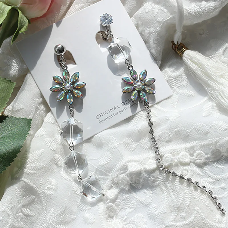 

MENGJIQIAO 2019 Korean New Luxury Vintage Holiday Crystal Flower Tassel Asymmetry Earrings For Women Fashion Party Pendiente