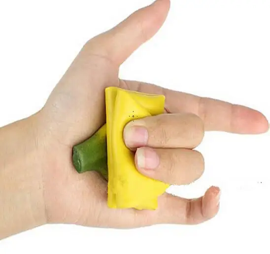 

Rubber Fake Banana Vanishing Banana Metal Stage Magic Props High Quanlity Sexy Banana Funny Close Up Magic Tricks Props YH300