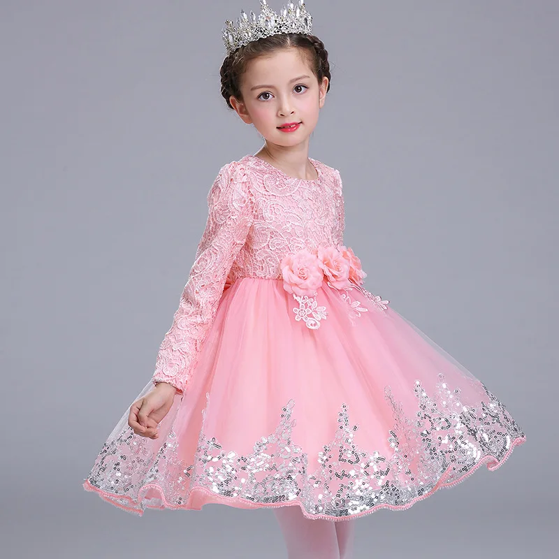 4487460945_1346140847