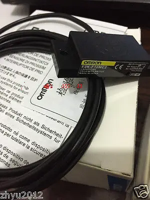 

DHL/EMS 2 pc original for Omron capacitive sensor E2K-F10MC2