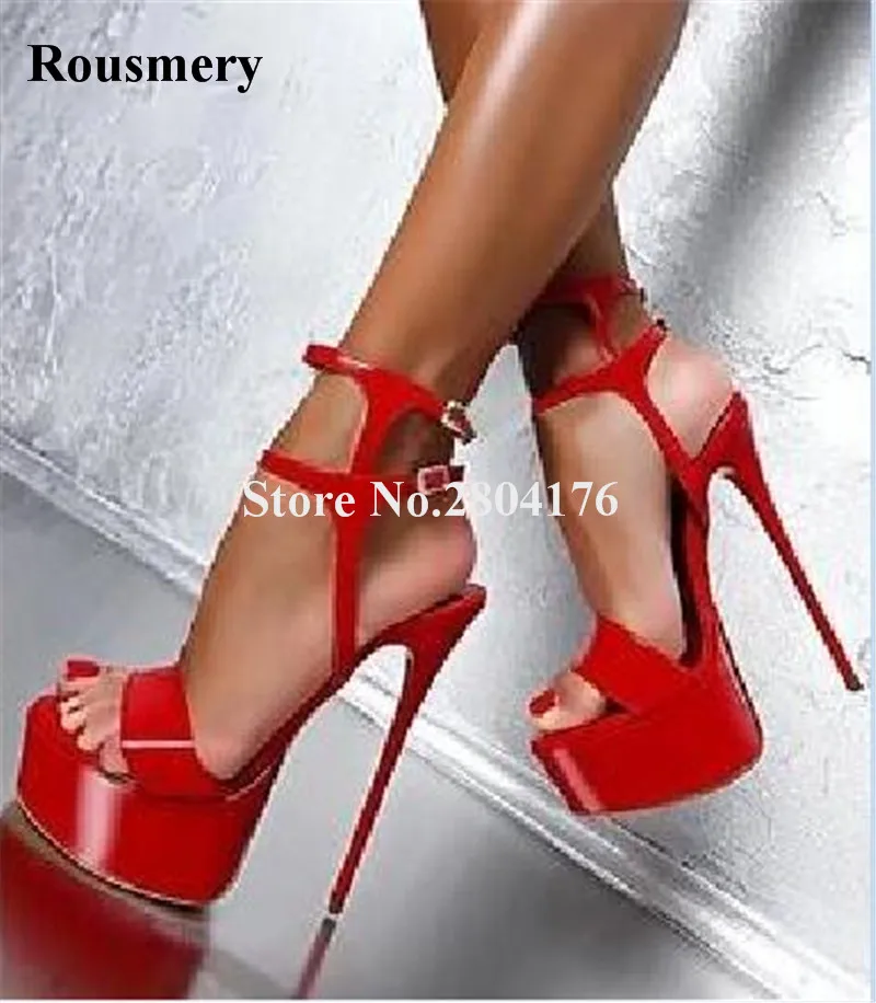 

Пикантные женские босоножки из лакированной кожи на высокой платформе с открытым носком; цвет красный, синий, черный; босоножки на высоком каблуке с вырезами и ремешком на щиколотке; вечерняя Обувь