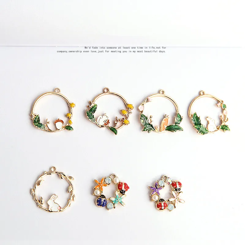 

20Pcs KC Gold Alloy Ear Charms Rabbit Radish Squirrel Pine Cone Chram Pendants DIY Jewelry Findings Jewellery Accessories