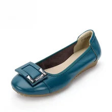 Новая Осенняя женская обувь Пояса из натуральной кожи женский Лоферы для женщин мягкая подошва повседневная обувь Туфли без каблуков плюс Размеры