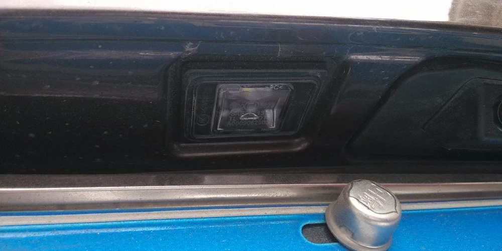 000