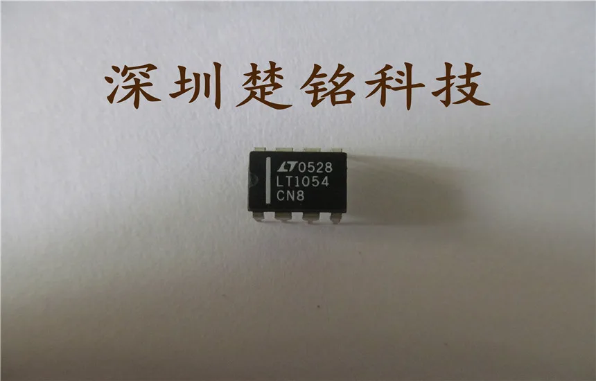 2 шт. LT1054CN8 LT1054 DIP-8  Электронные компоненты и