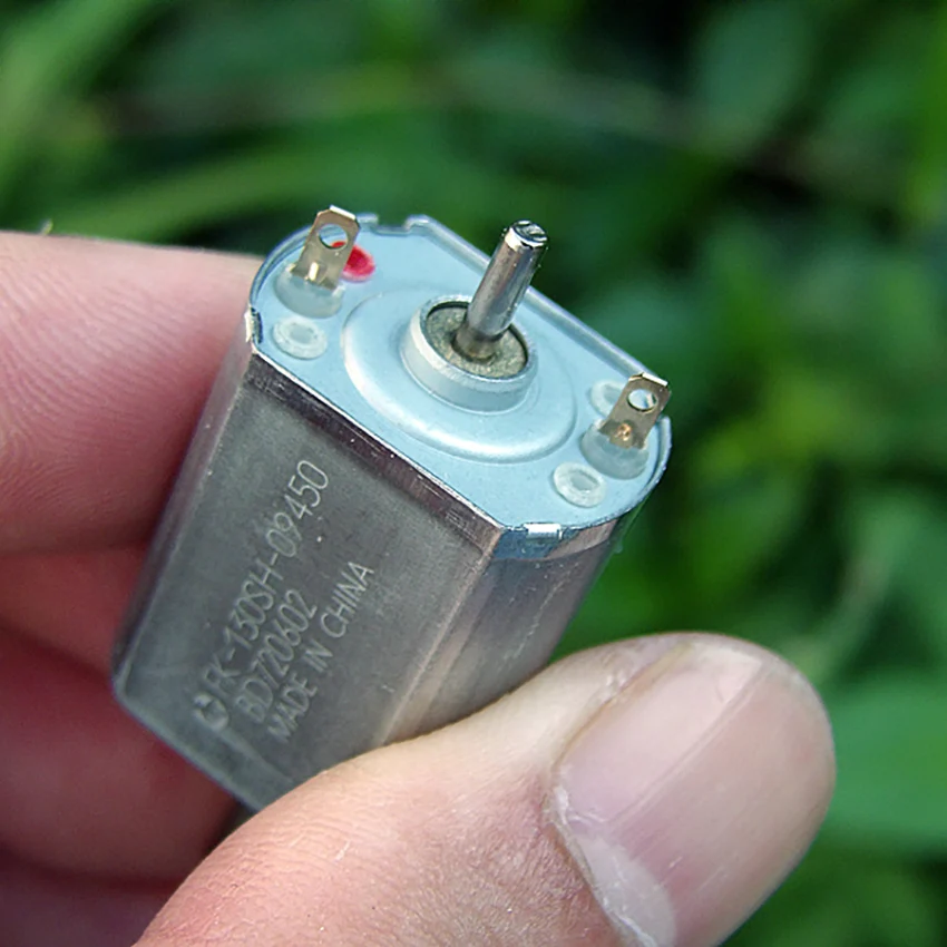 1 шт. углеродная щетка мини мотор DC12V DC24V 7300 об/мин 15000 микро магнитный двигатель
