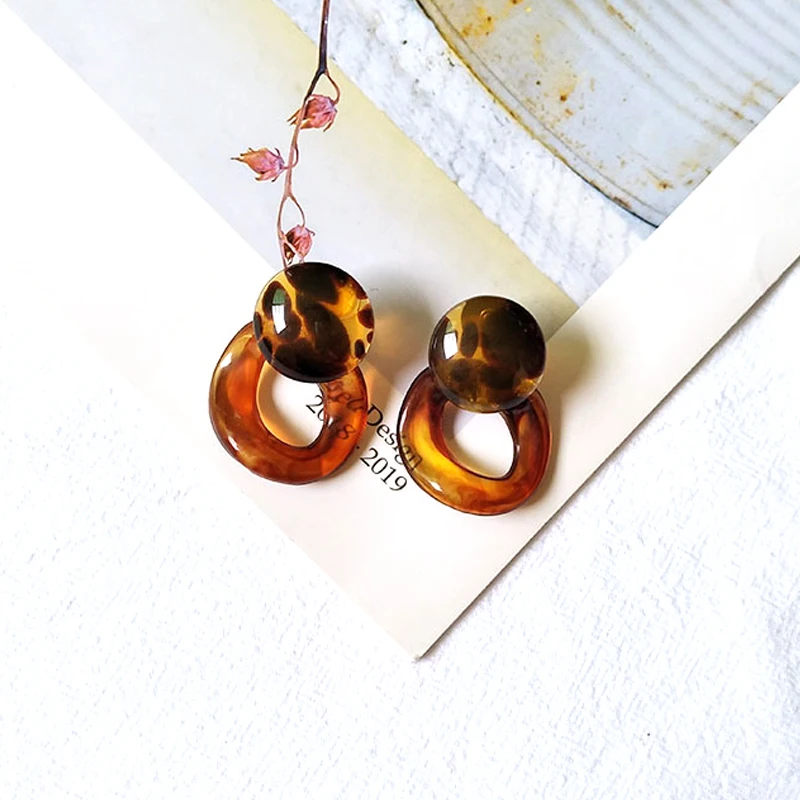 

Creative Retro Twisted Shaped Leopard Acetate stud Earrings