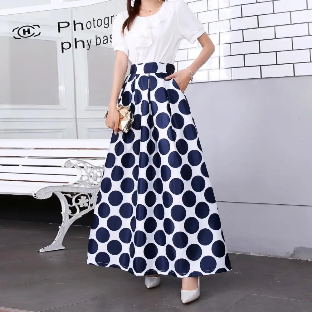 polka dot maxi skirt outfit