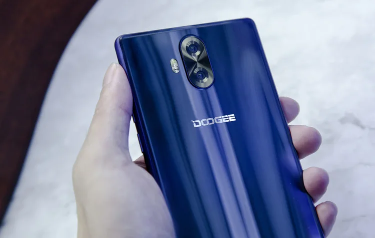 DOOGEE MIX LITE 2GB RAM 16GB ROM MTK6737 1.3GHz Quad Core 5.2 Inch IPS HD Bezel-less Screen Dual Camera Android 7.0 4G LTE Smartphone