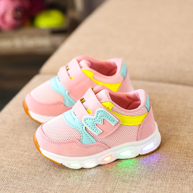 2018 High quality Breathable Hook&Loop children casual shoes LED lighted cute baby boys girls shoes elegant cute kids sneakers