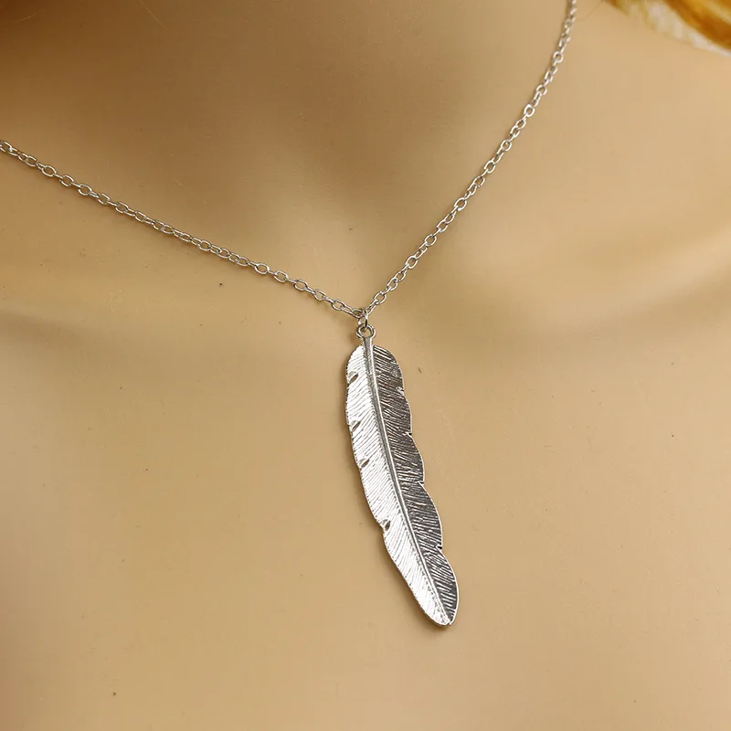 Graceful Charm Women Feather Pendant Long Chain Necklace Jewelry Sweater Chain Graceful Charm Women Feather Pendant Long Chain Necklace Jewelry Sweater Chain