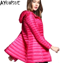 AYUNSUE/Новинка года; осеннее теплое пальто для женщин; Ультра легкая куртка на 90% утином пуху; Женская длинная куртка с капюшоном; большие размеры 4XL LX2212