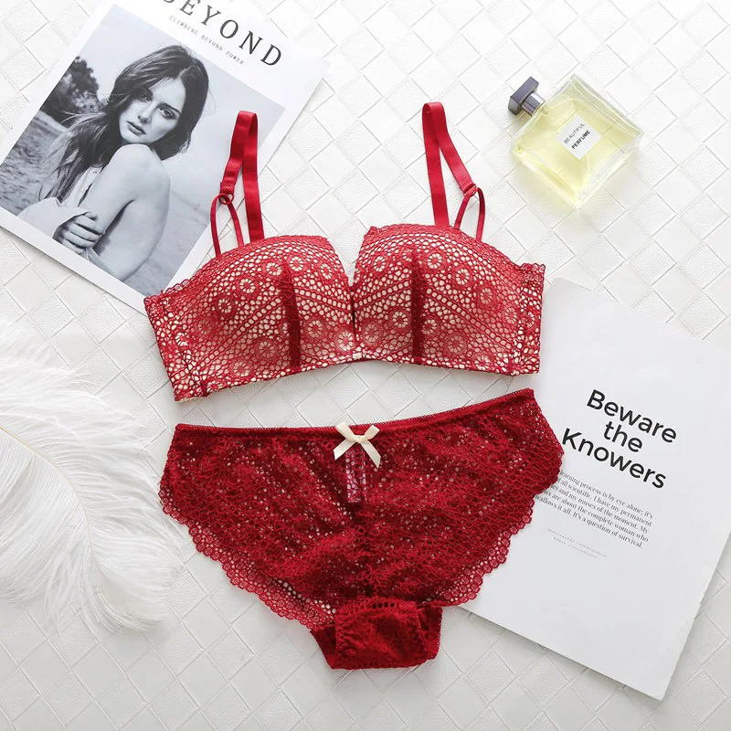 

70B 75B 80B 85B Female Push Up Wireless Lingerie Sets Removable Straps 3/4 Cup Bras + Briefs Sets for Women Floral Lace Bra Set