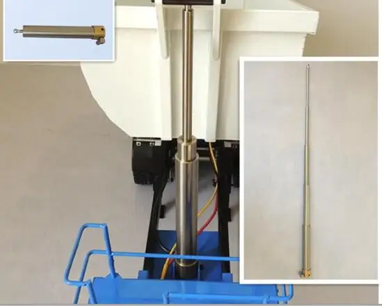 micro scale rc loader